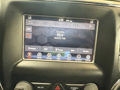 2019 Jeep Grand Cherokee Laredo 4x2