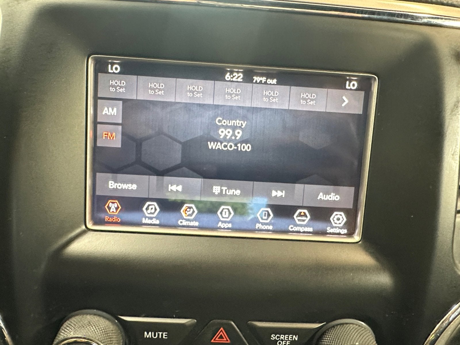 2019 Jeep Grand Cherokee Laredo 4x2