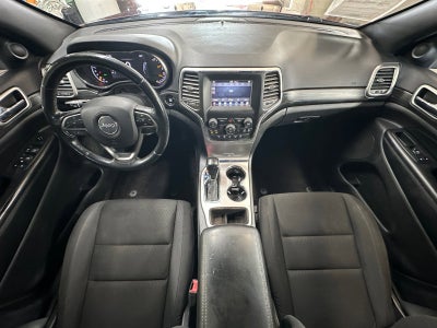 2019 Jeep Grand Cherokee Laredo 4x2