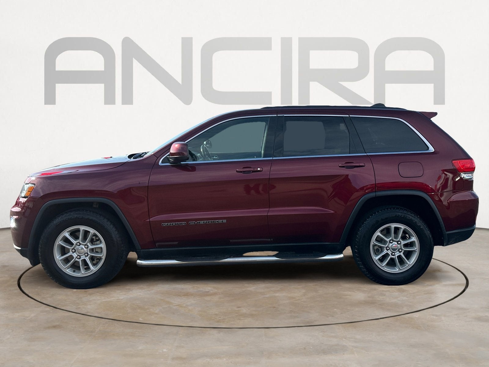 2019 Jeep Grand Cherokee Laredo 4x2