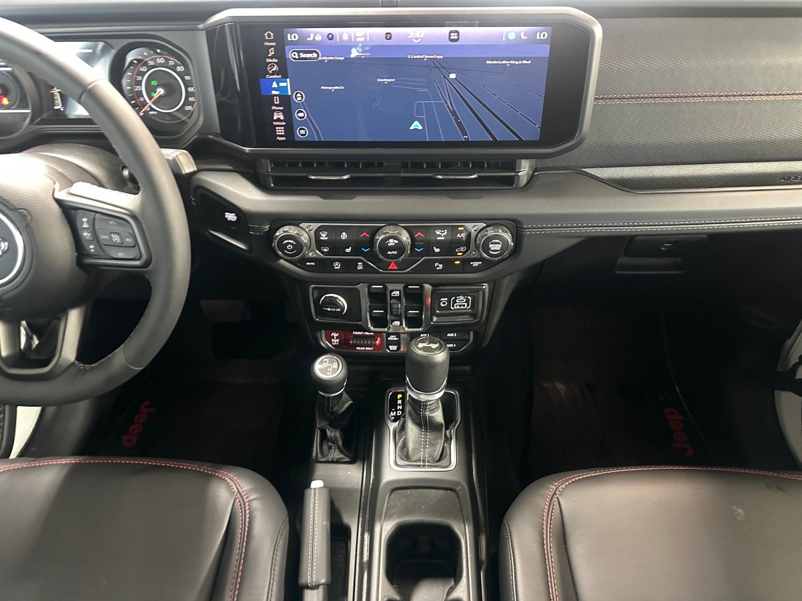 2025 Jeep Wrangler 4-Door Recon 4x4