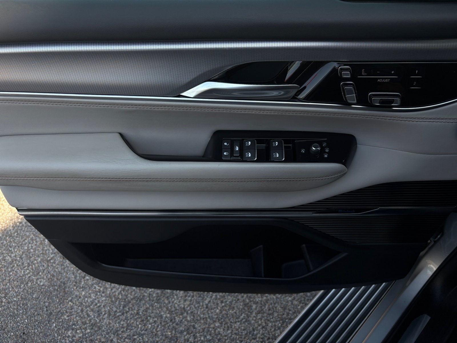 2023 Jeep Grand Wagoneer Series II 4x4