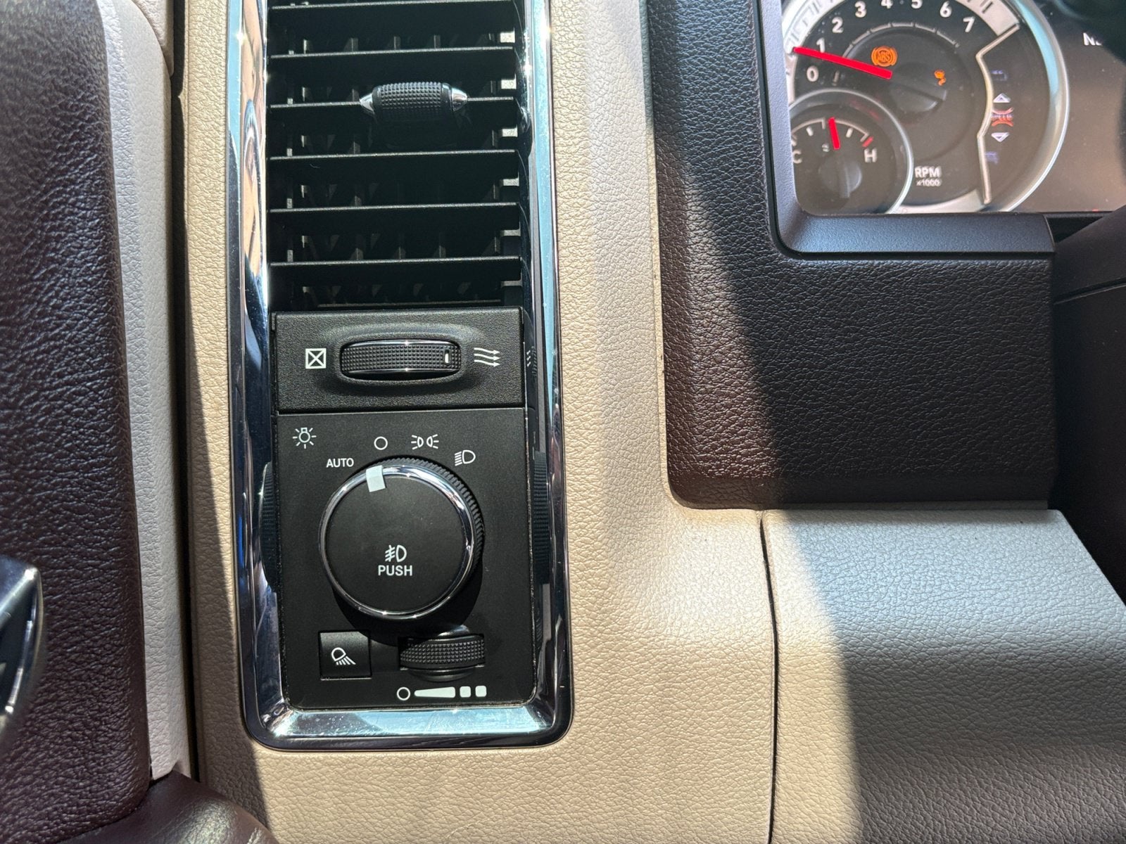 2016 RAM 1500 Laramie