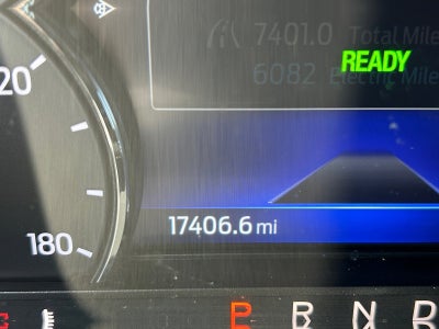 2022 Ford Escape SE Hybrid