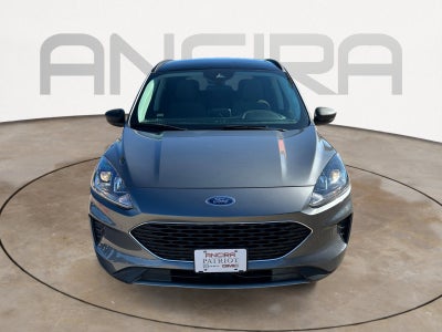 2022 Ford Escape SE Hybrid