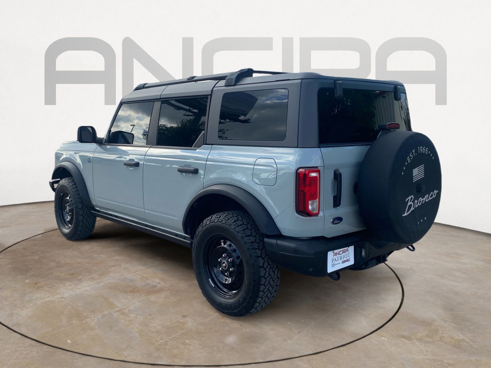 2021 Ford Bronco Base