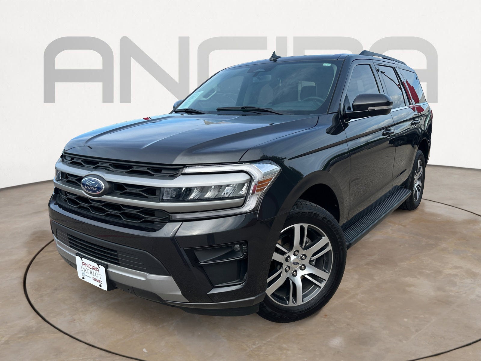 2024 Ford Expedition XLT