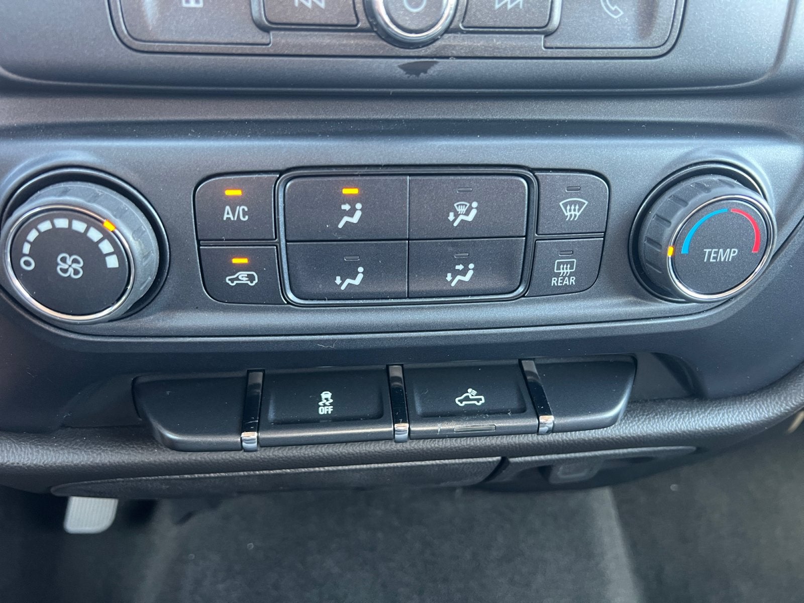 2018 Chevrolet Silverado 1500 Custom
