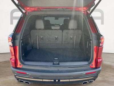 2024 GMC Acadia AT4
