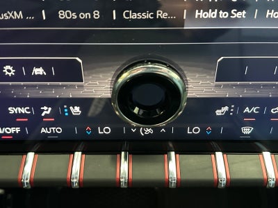 2024 GMC Acadia AT4