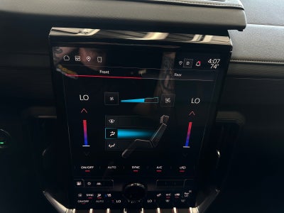 2024 GMC Acadia AT4