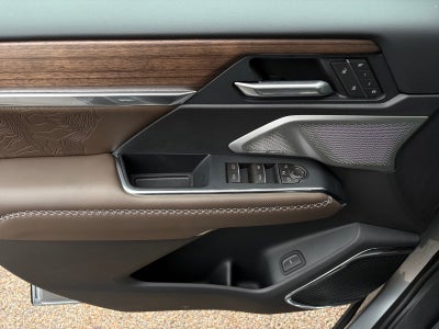 2027 GMC Acadia Denali Ultimate