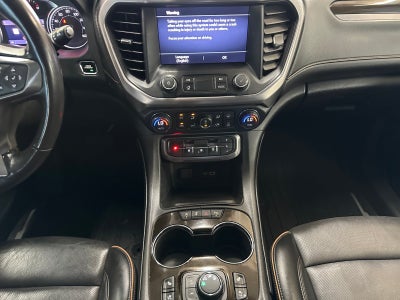 2021 GMC Acadia AT4