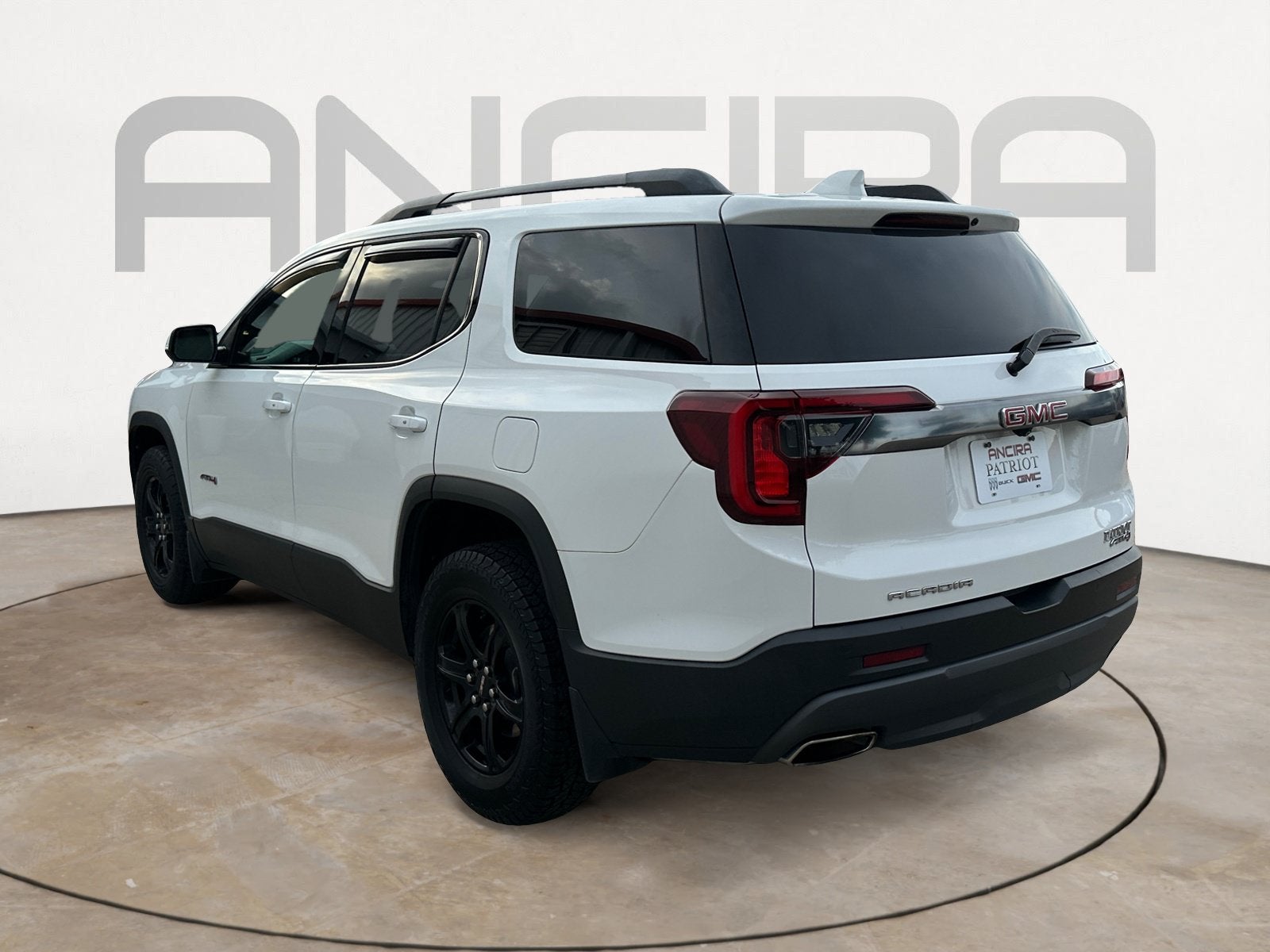 2021 GMC Acadia AT4