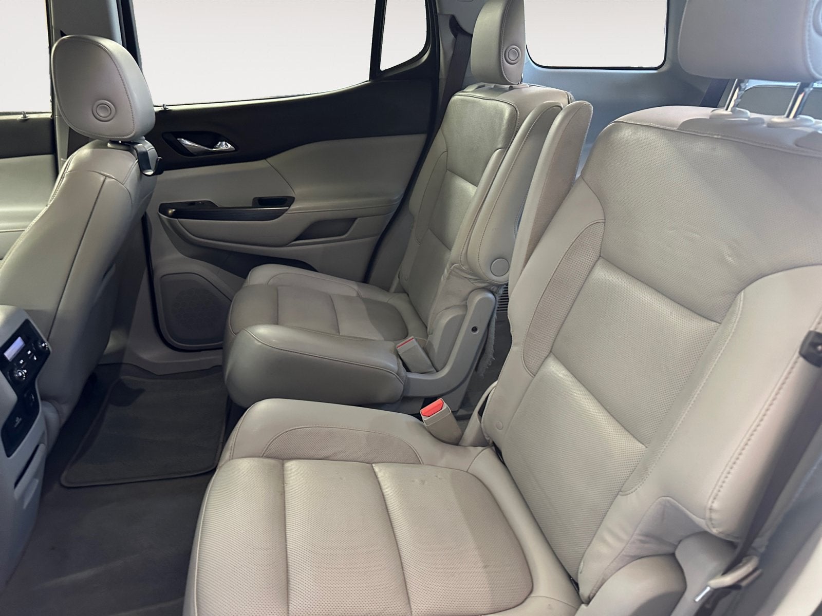 2017 GMC Acadia SLT