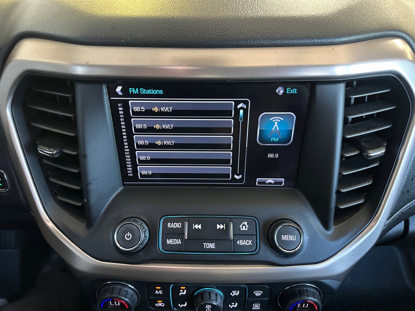 2018 GMC Acadia Denali