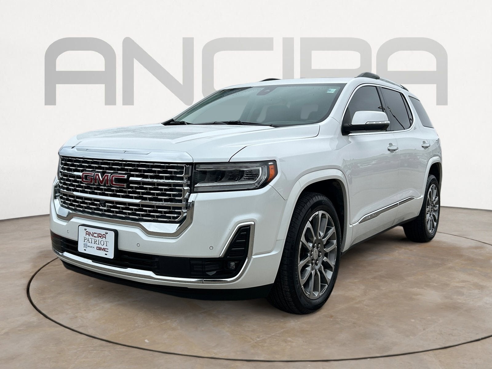 2023 GMC Acadia Denali