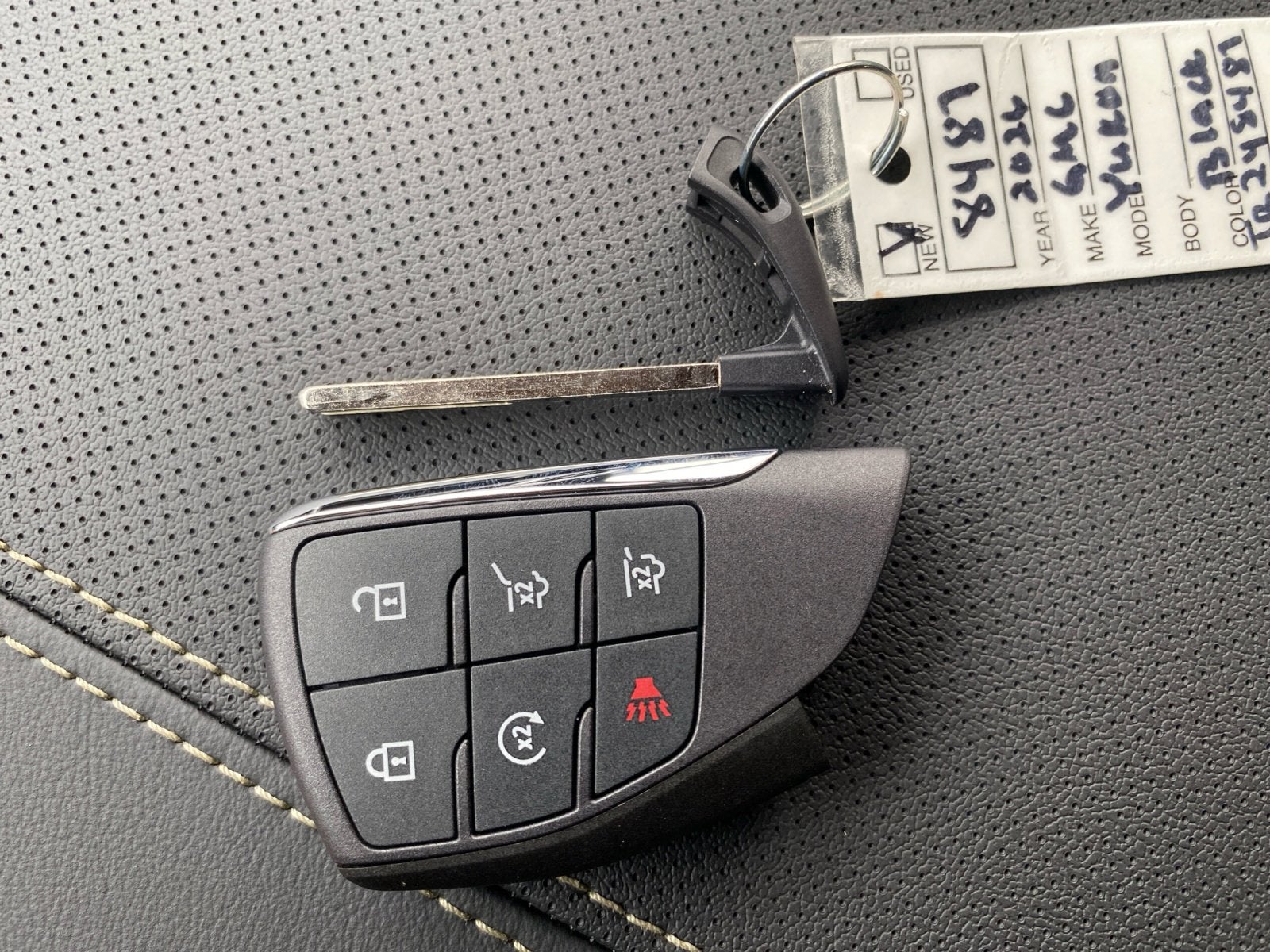 2026 GMC Yukon Elevation