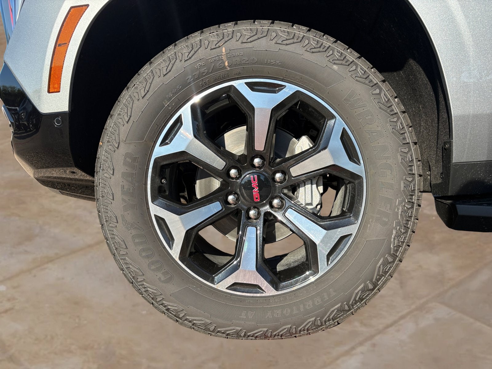 2027 GMC Yukon AT4