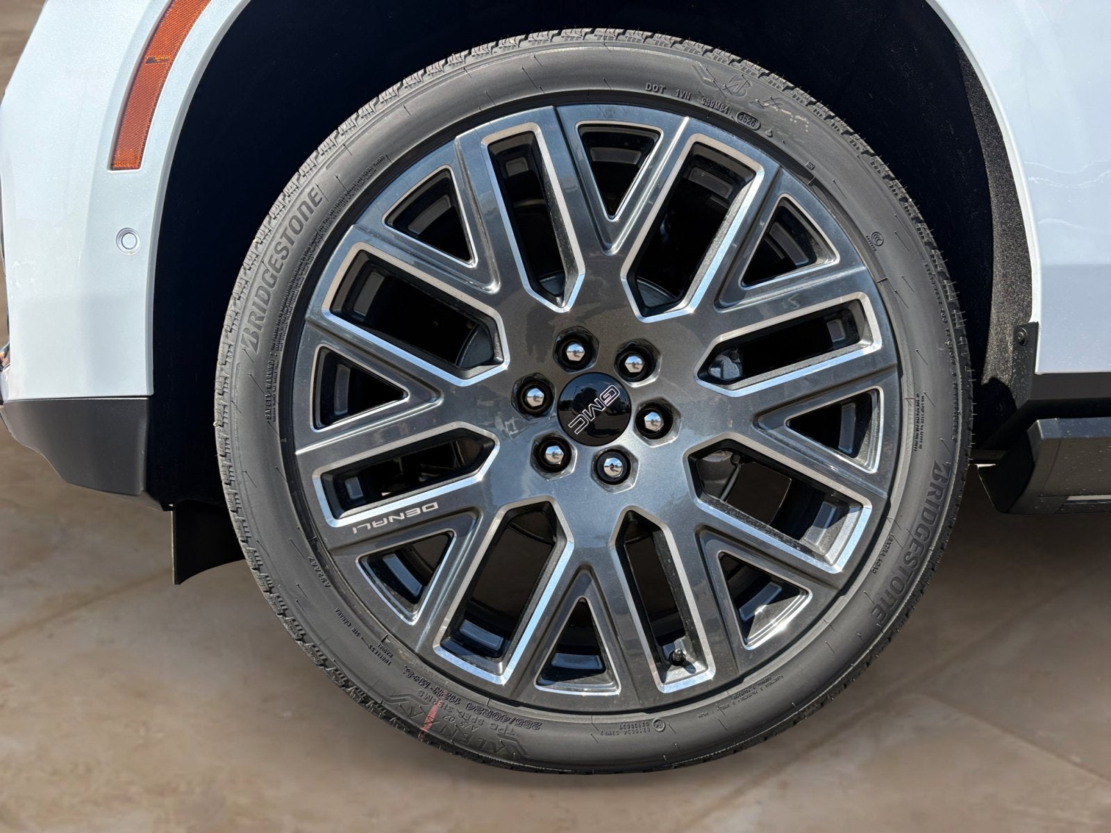 2027 GMC Yukon Denali Ultimate