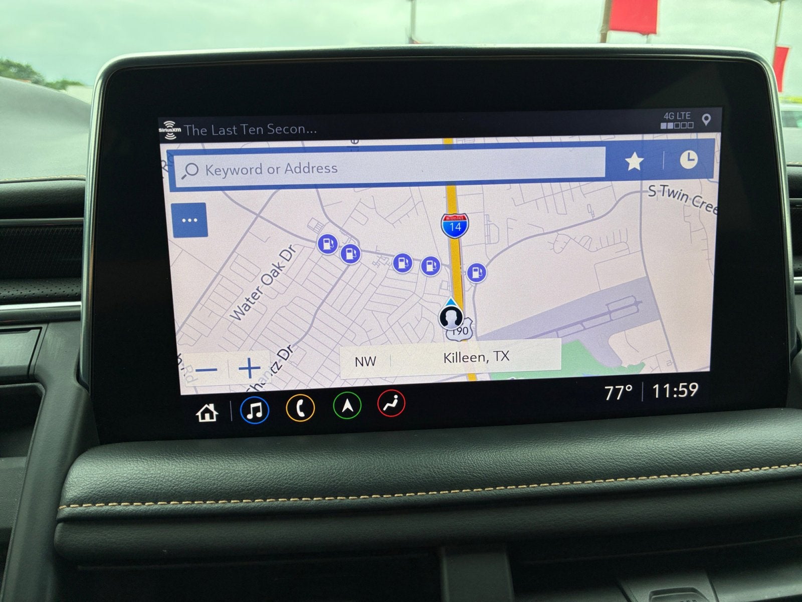 2021 GMC Yukon XL AT4