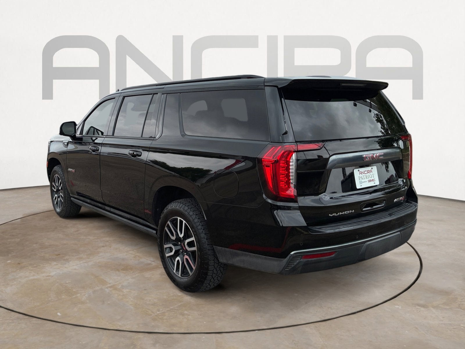 2021 GMC Yukon XL AT4
