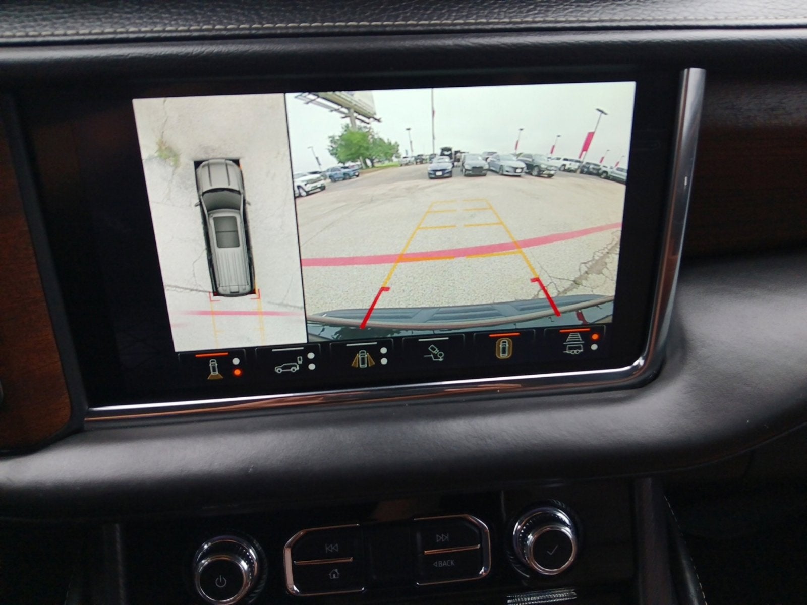 2023 GMC Yukon XL Denali Ultimate