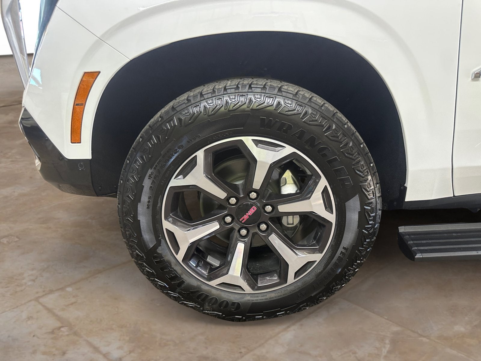 2026 GMC Yukon XL AT4 Ultimate - Photo 31