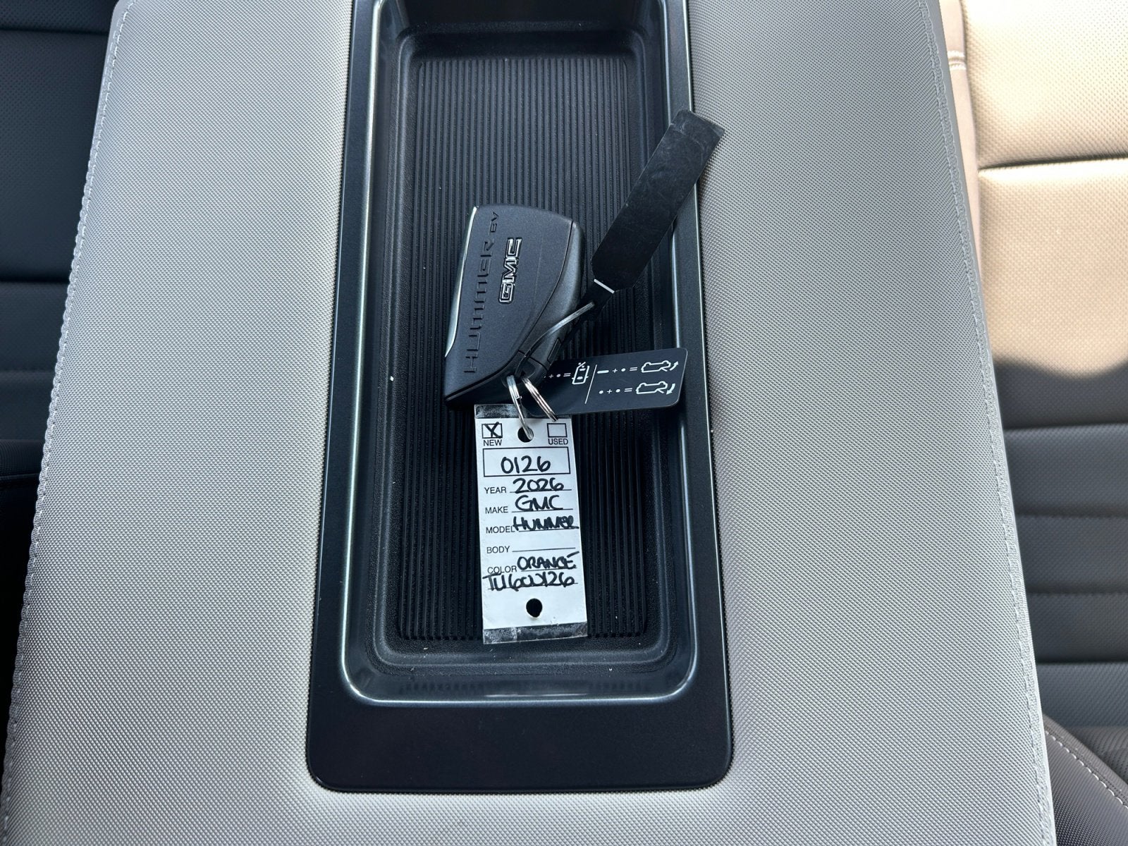 2026 GMC HUMMER EV SUV 2X