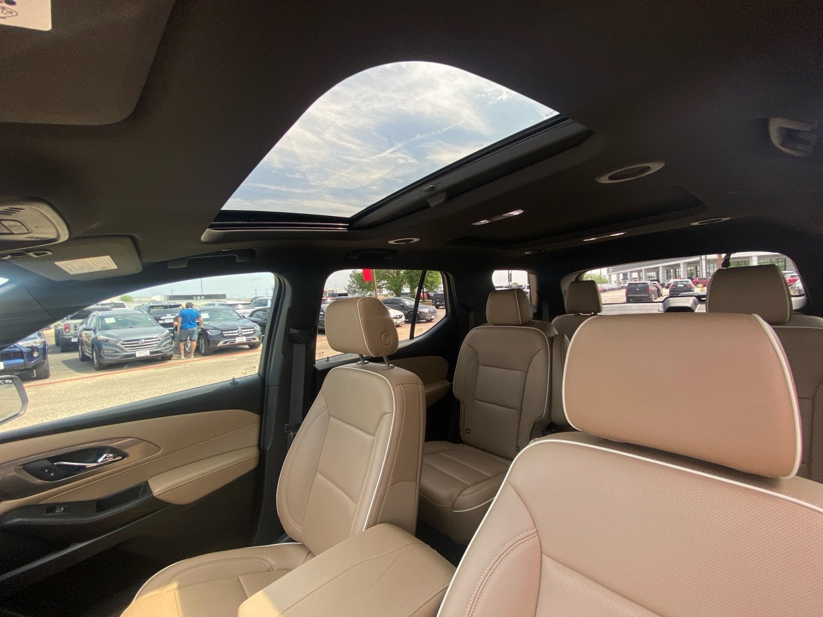 2023 Chevrolet Traverse Premier