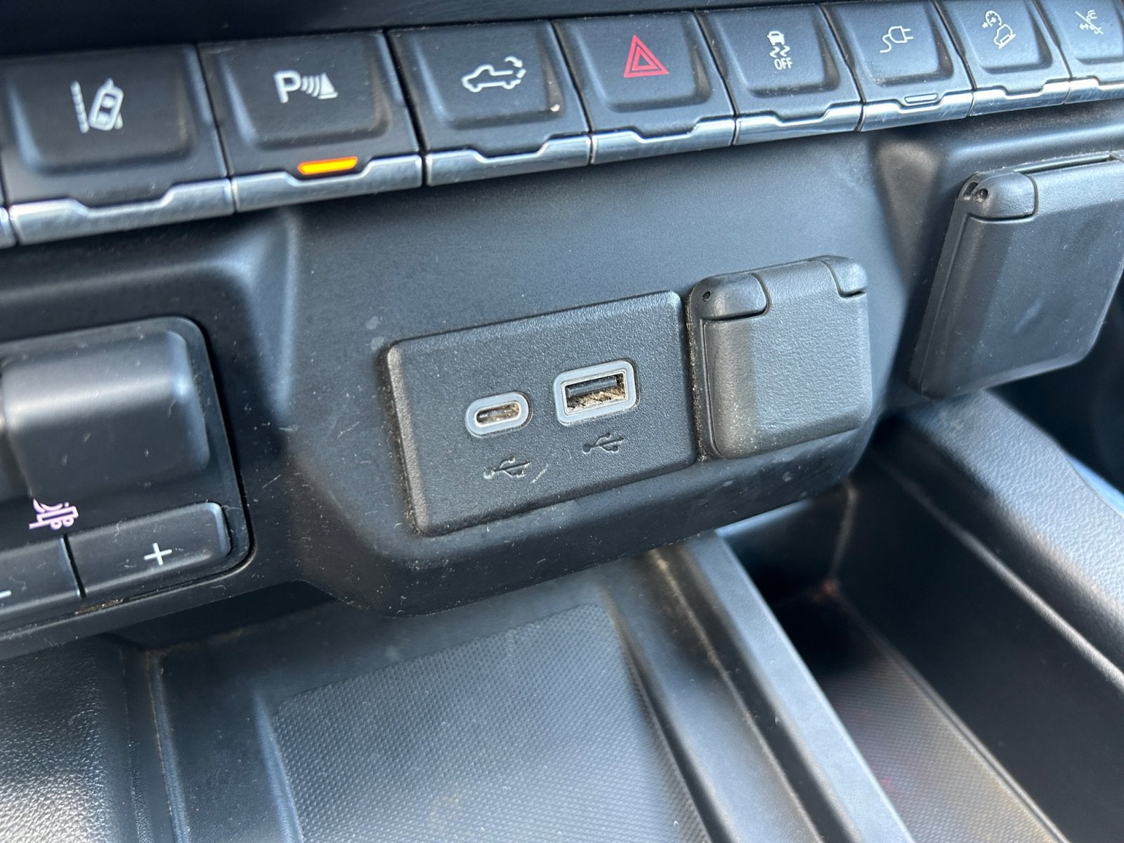 2023 GMC Sierra 3500 HD Denali