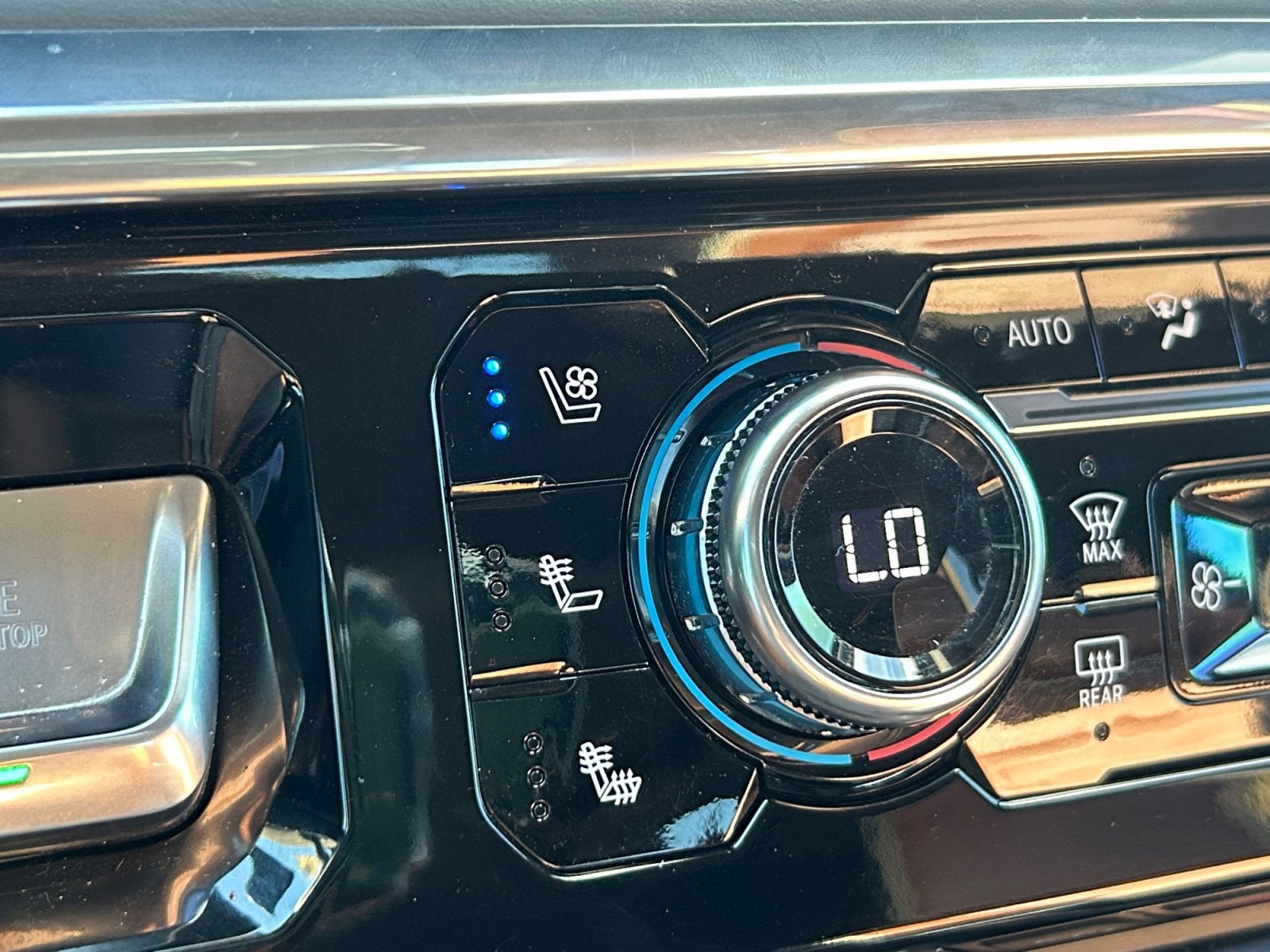 2024 GMC Sierra 3500 HD Denali Ultimate