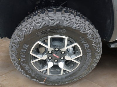 2026 GMC Canyon AT4X