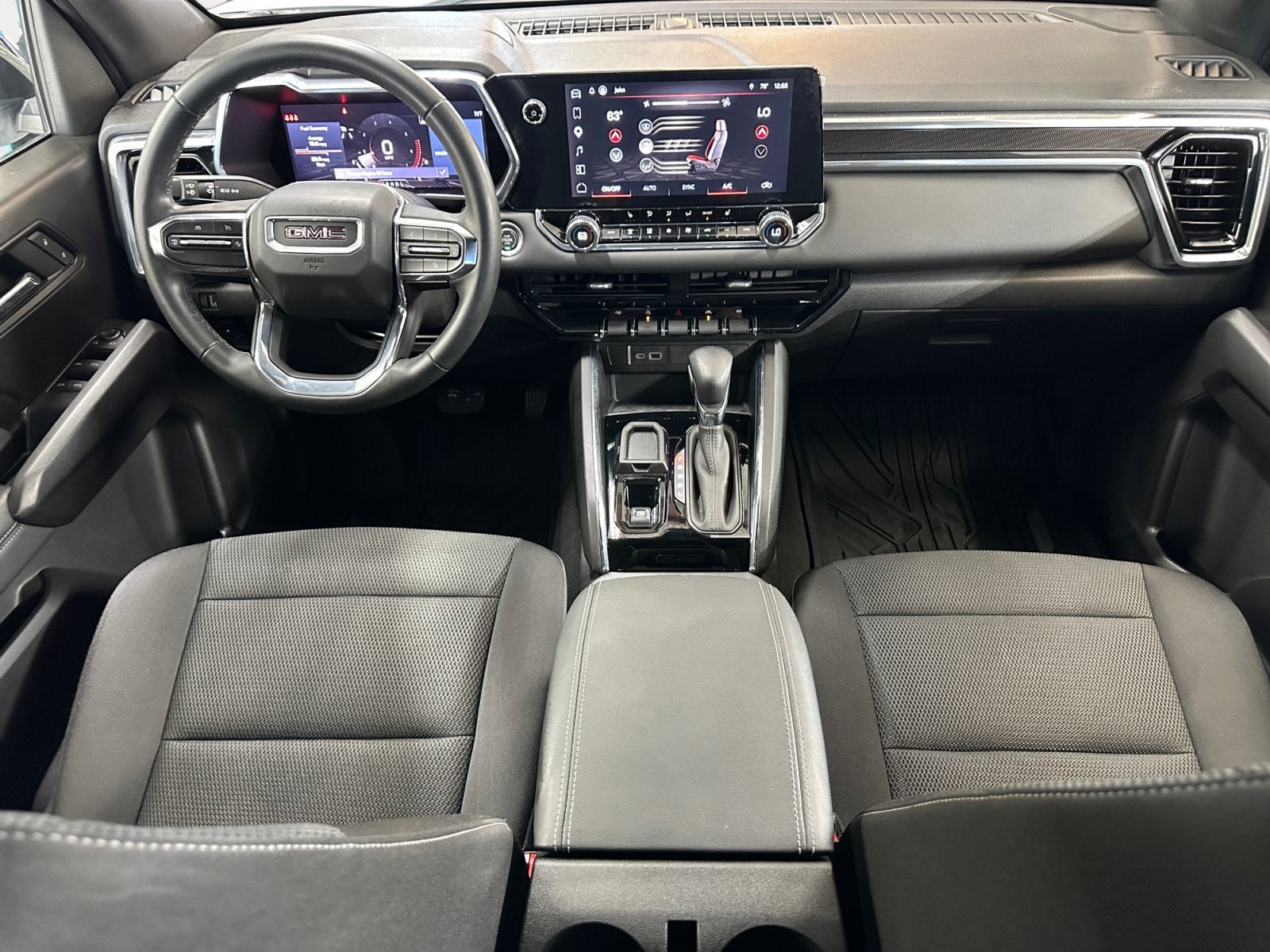 2024 GMC Canyon Elevation