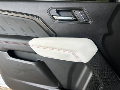 2023 GMC Canyon AT4X