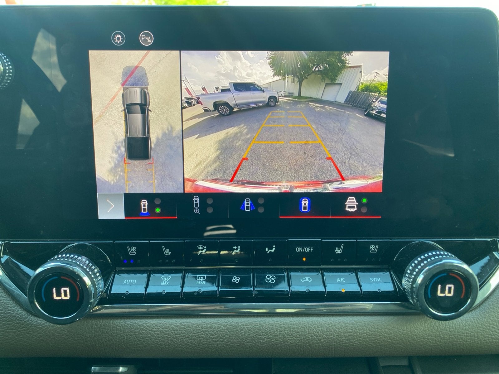 2023 GMC Canyon Denali