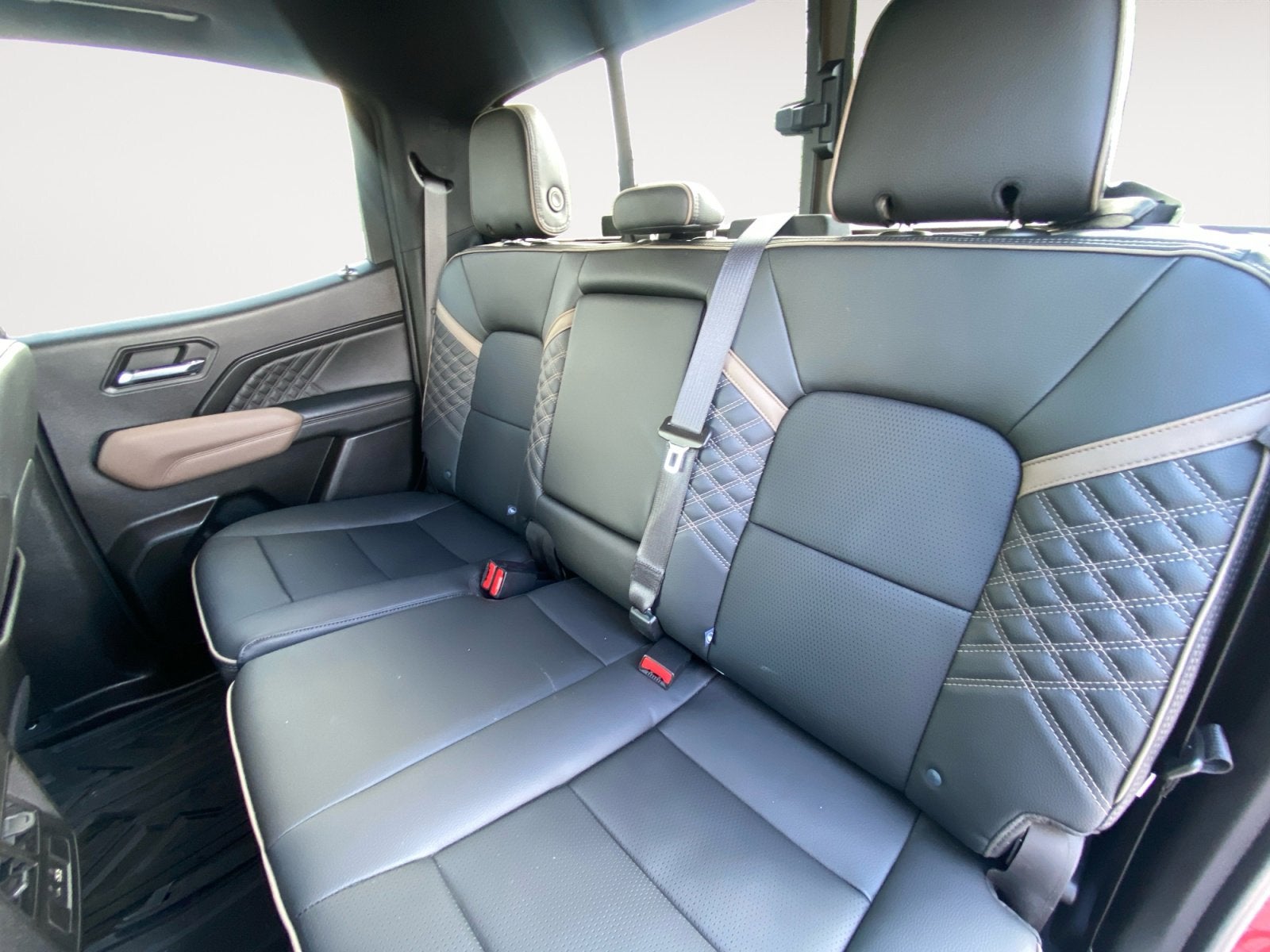 2023 GMC Canyon Denali