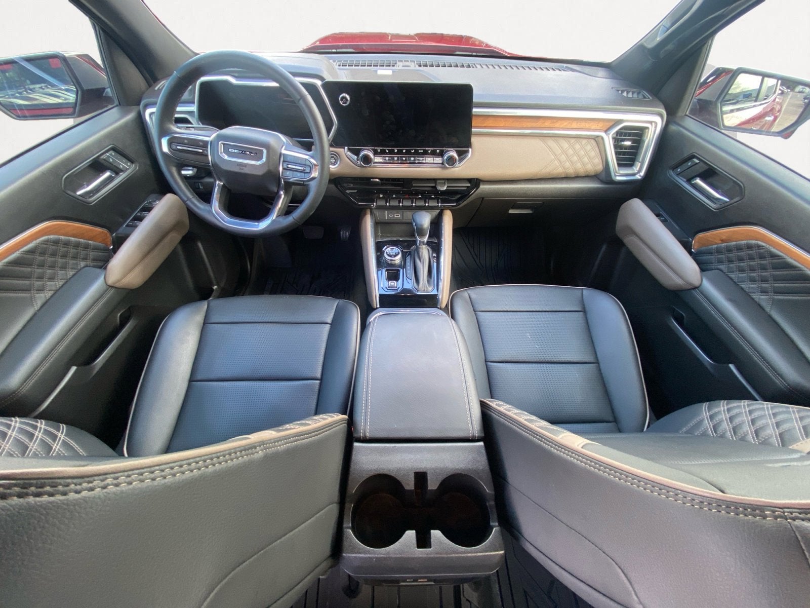 2023 GMC Canyon Denali