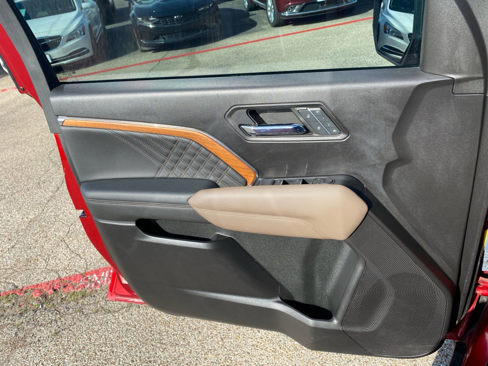 2023 GMC Canyon Denali