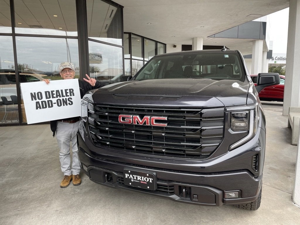 2025 GMC Sierra 1500 Elevation