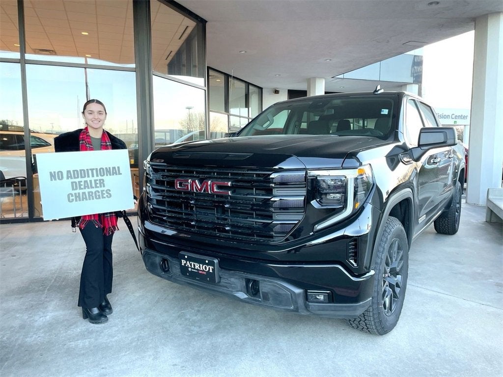 2025 GMC Sierra 1500 Elevation