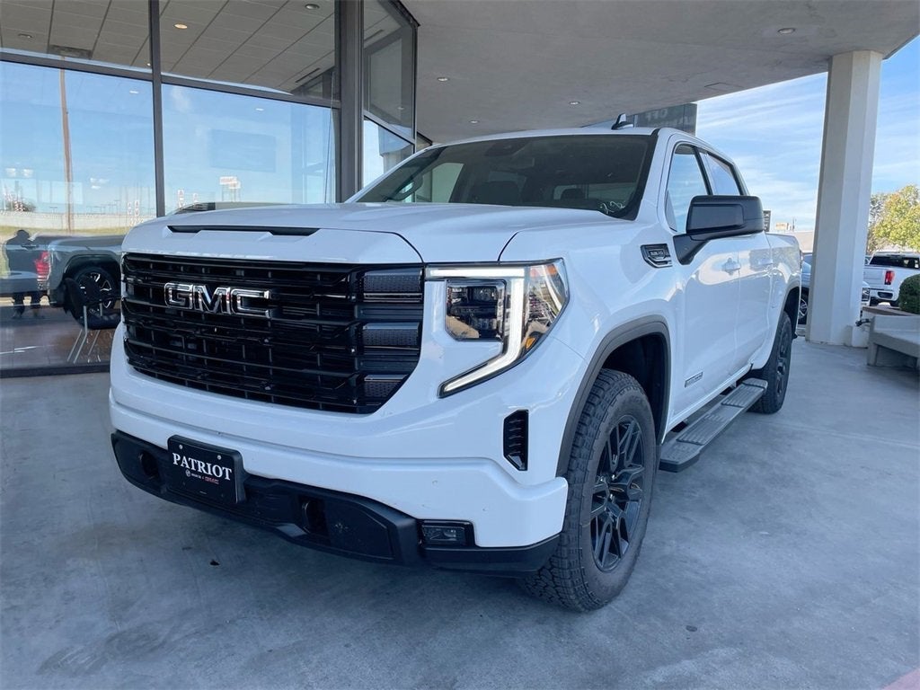 2025 GMC Sierra 1500 Elevation