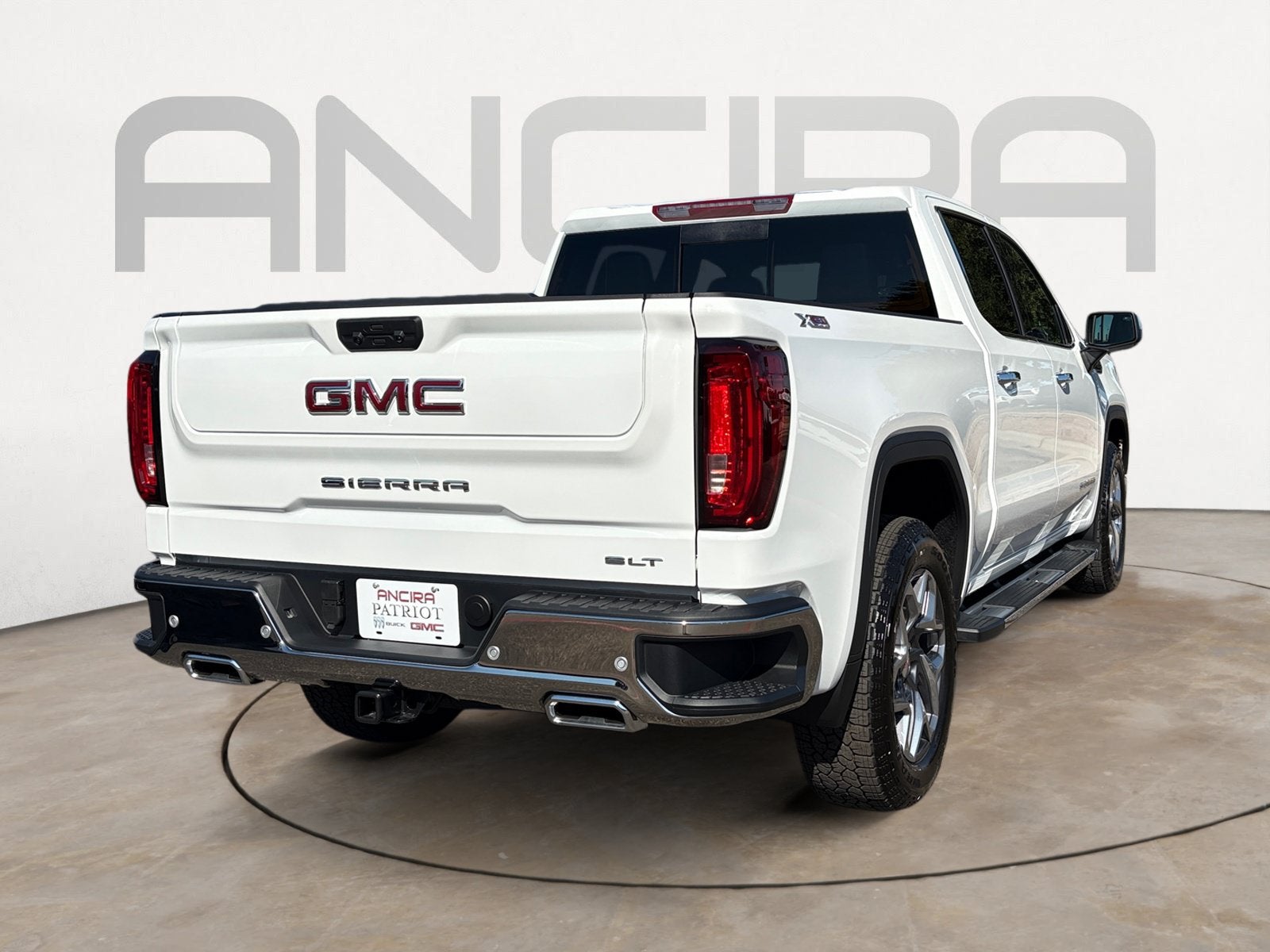 2026 GMC Sierra 1500 SLT - Photo 10