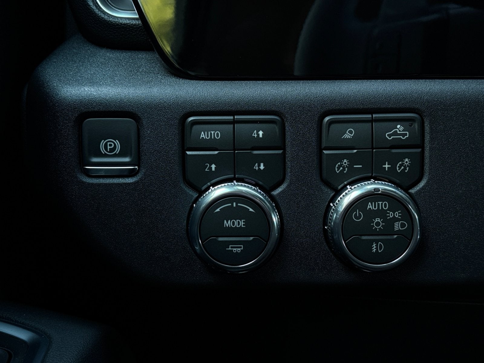2026 GMC Sierra 1500 SLT - Photo 29