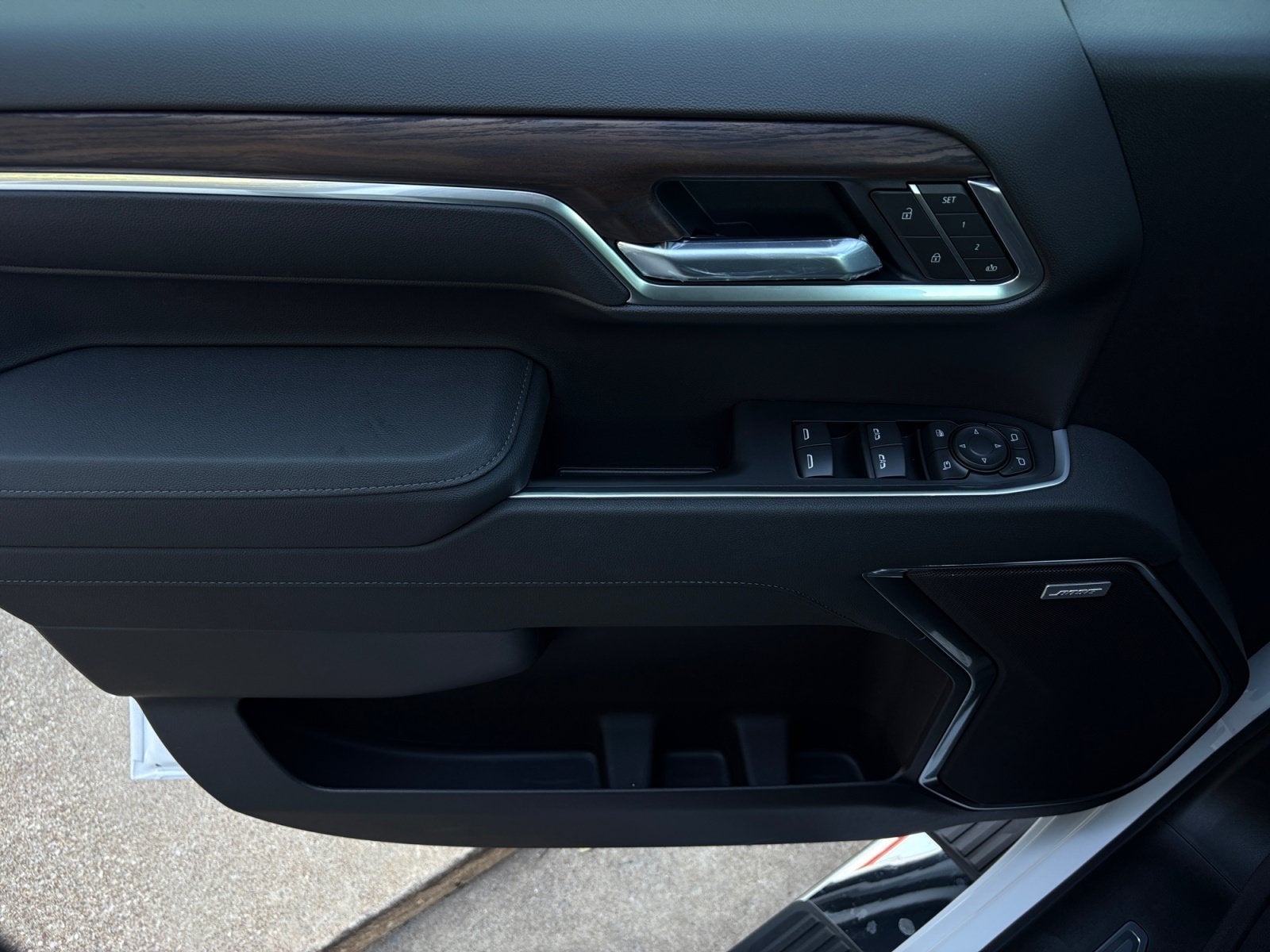 2026 GMC Sierra 1500 SLT - Photo 30