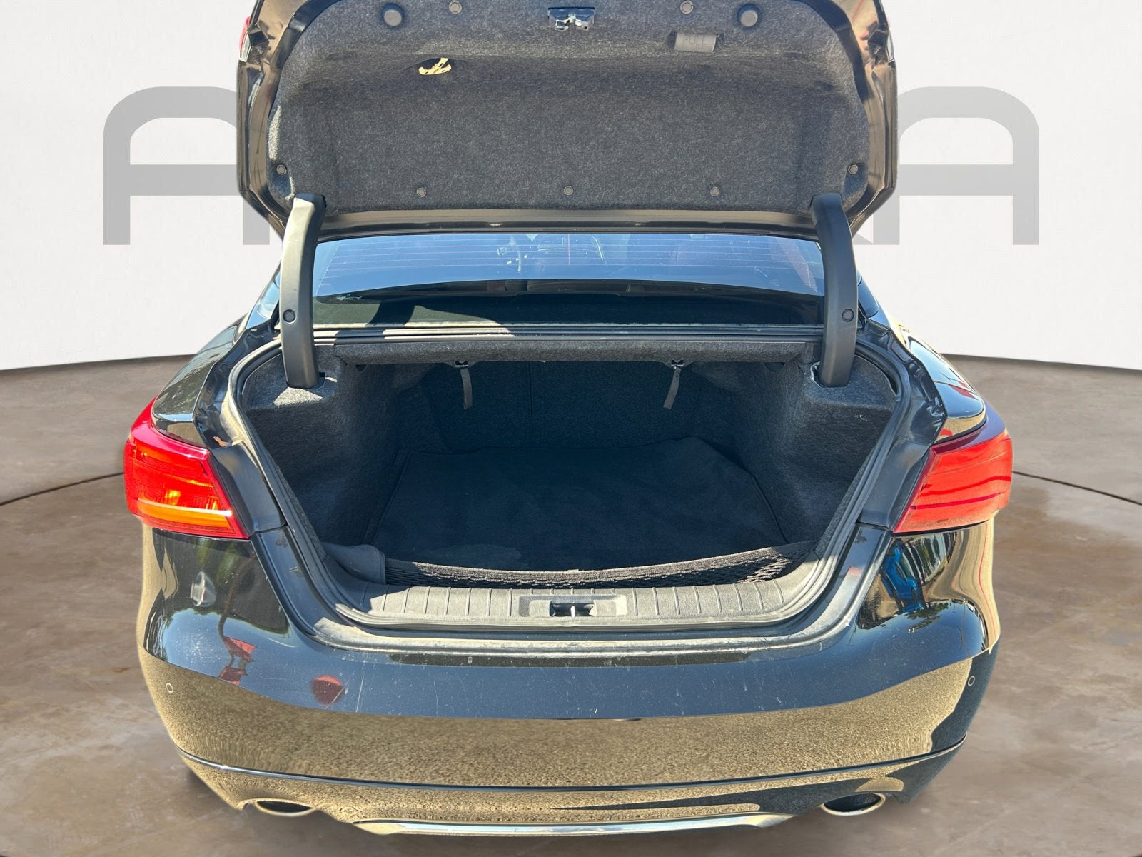 2017 Nissan Maxima SR