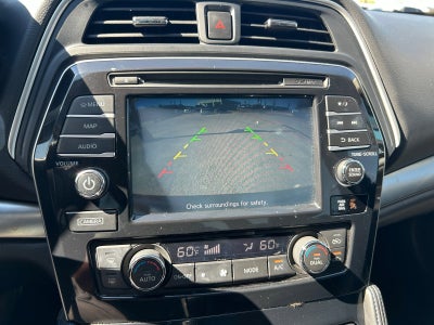 2017 Nissan Maxima SR