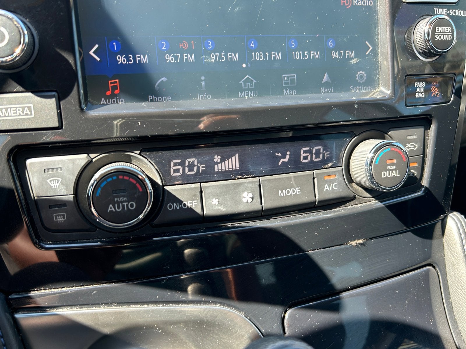 2017 Nissan Maxima SR