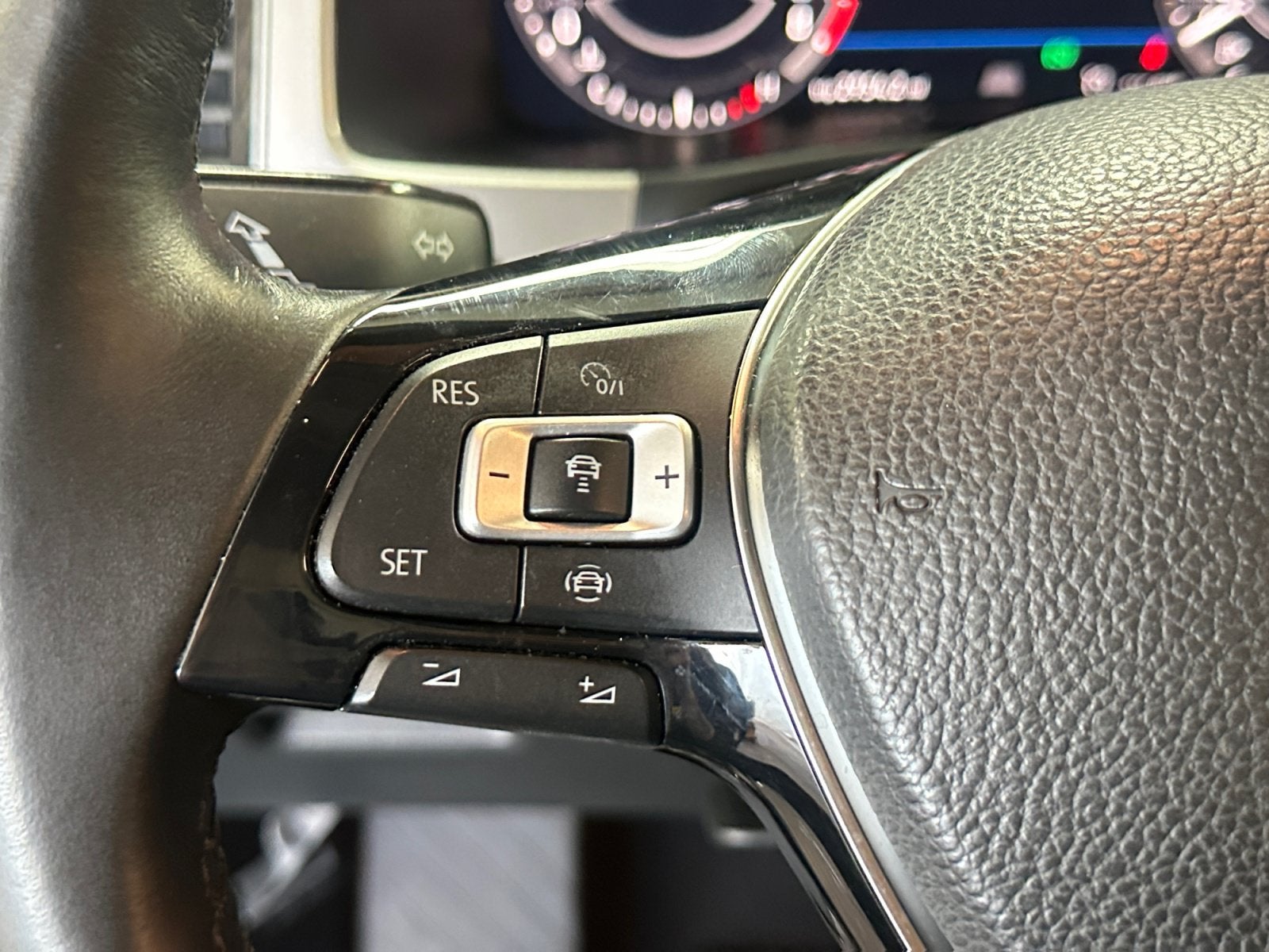 2019 Volkswagen Atlas 3.6L V6 SEL Premium