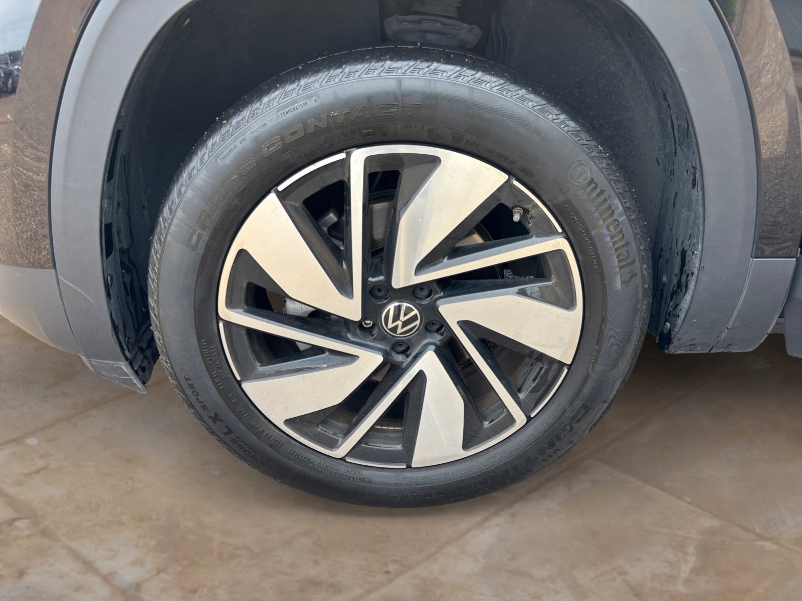 2024 Volkswagen Atlas 2.0T SE w/Technology